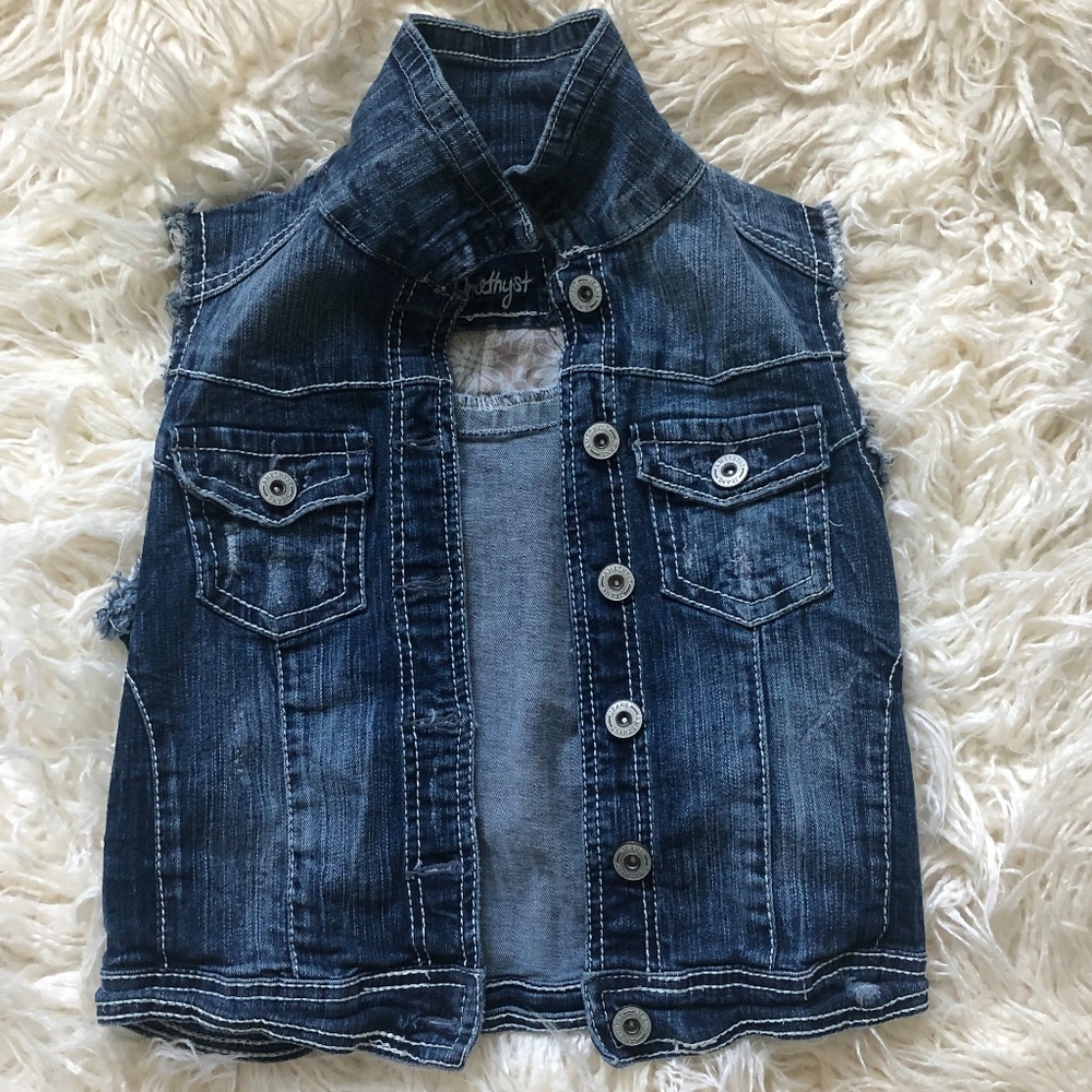 Distressed Plain Sleeveless Jean Jacket